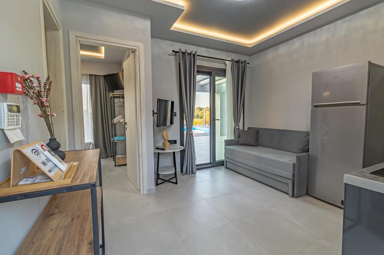 פפקוהורי Assos Luxury Villas מראה חיצוני תמונה
