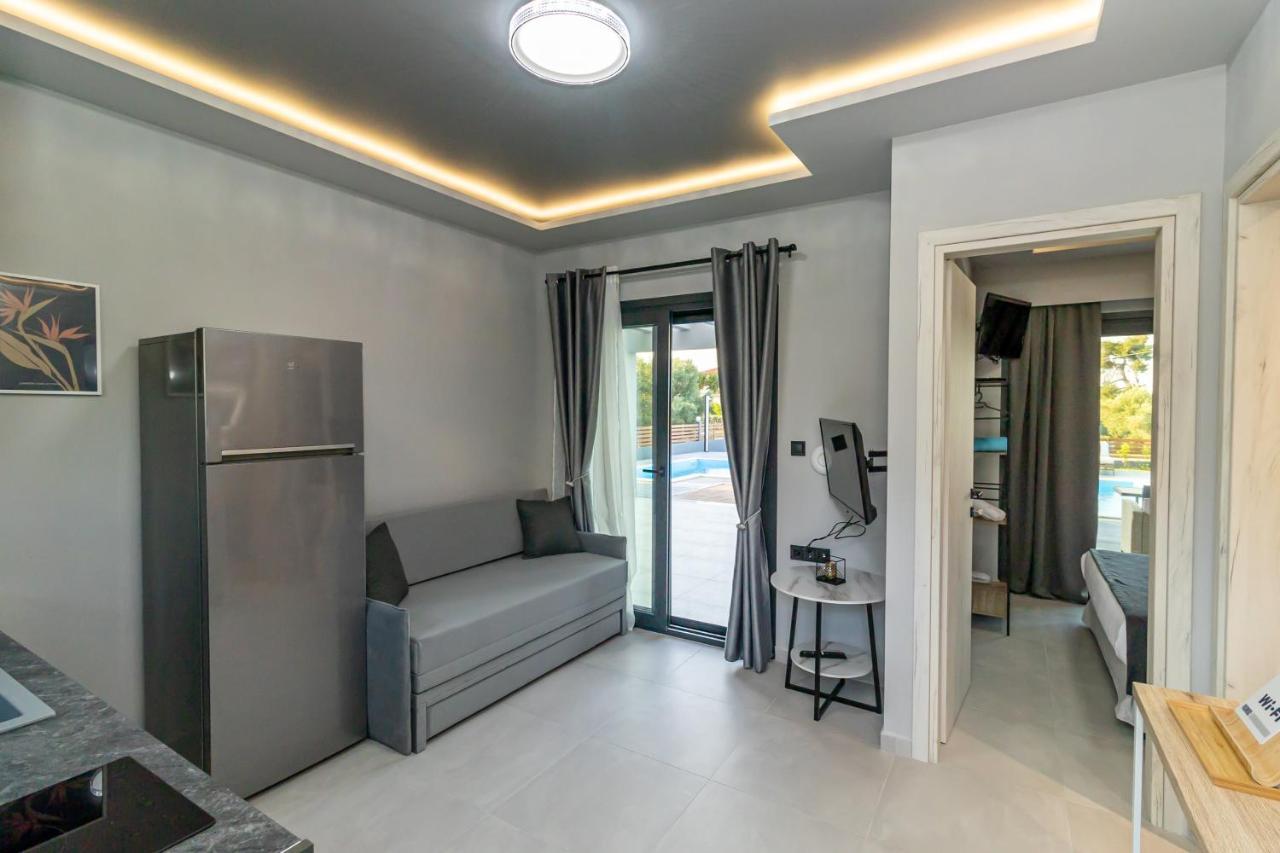פפקוהורי Assos Luxury Villas מראה חיצוני תמונה